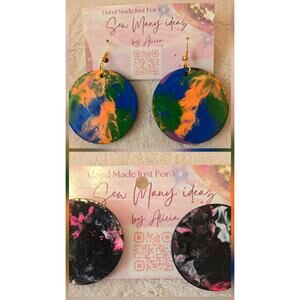 Earrings Set/2 HANDPAINTED Sew Many Ideas Disc Earrings, 2" Fishhook, 1" Studs